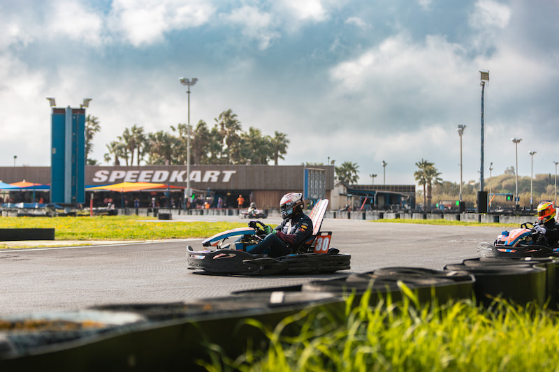 Tous en piste-karting-Hyères-21 Karting, Tous en piste, à Hyères