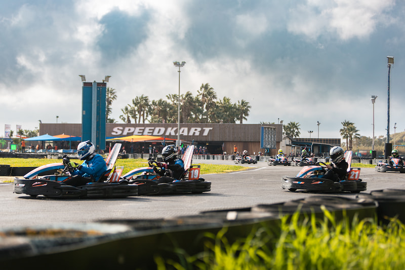 Tous en piste-karting-Hyères-25 Karting, Tous en piste, à Hyères