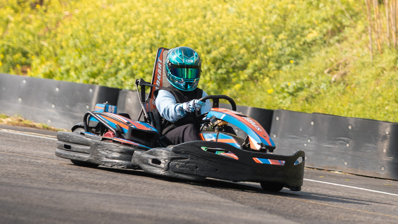 Tous en piste-karting-Hyères-28 Karting, Tous en piste, à Hyères