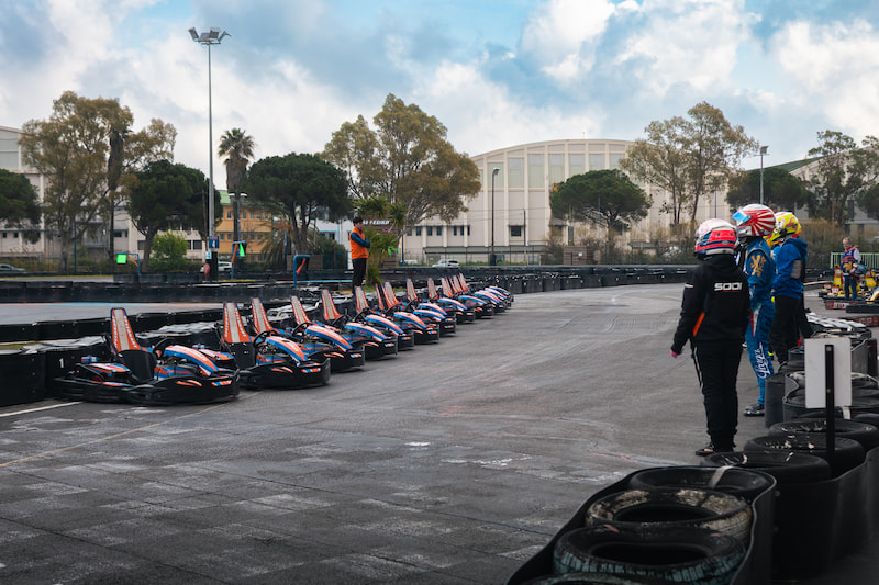 Tous en piste-karting-Hyères-39 Karting, Tous en piste, à Hyères