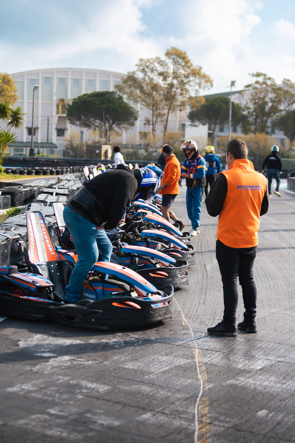 Tous en piste-karting-Hyères-5 Karting, Tous en piste, à Hyères